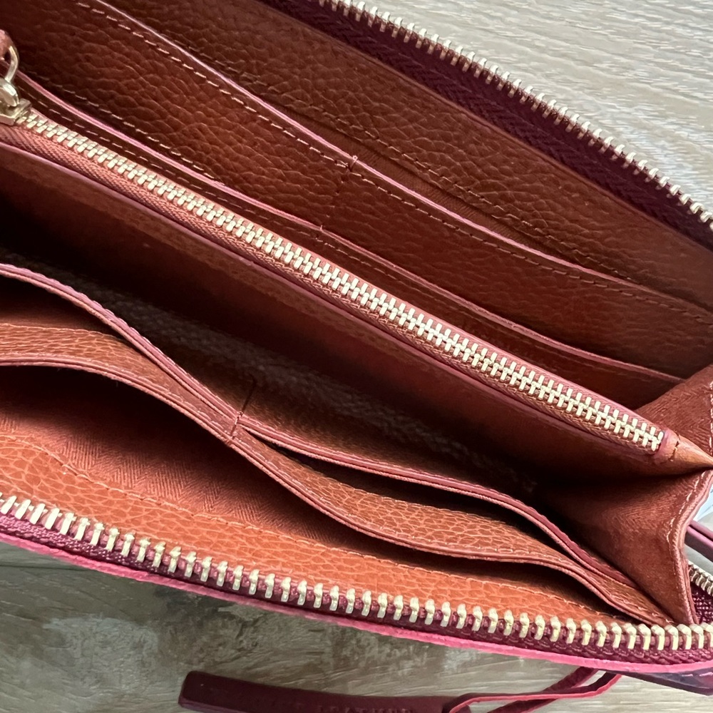 NWT Leather Wallet Wristlet Burgundy with Tan interior - Picture 3 of 4